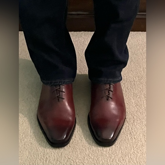DRESS SHOES, MEN’s, BROWN- Sharp & Fashionable, Seamless Cut Leather - Picture 3 of 8